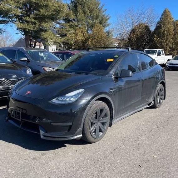 TESLA MODEL Y 2023 7SAYGDEE0PA137199 image